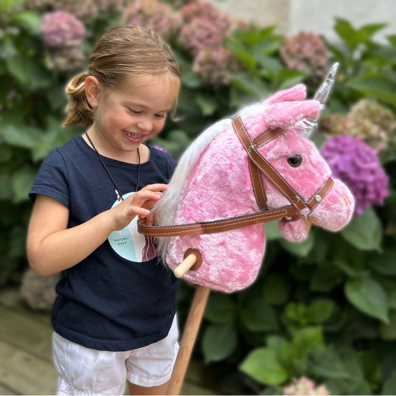 Cheval bâton licorne rose en peluche