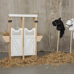 Ecurie box pour hobby horse