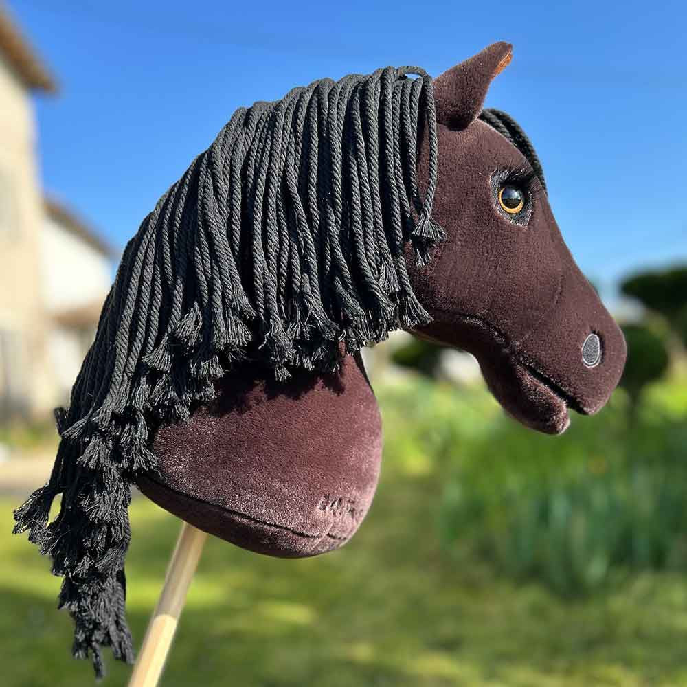 Hobby Horse Bai brun Taille L . by Lemieux