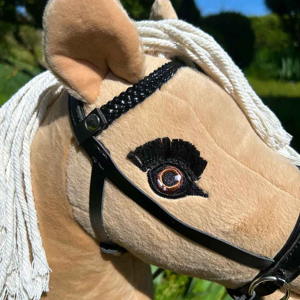 Hobby Horse Palomino des Hautes Plaines - Sun Dancer