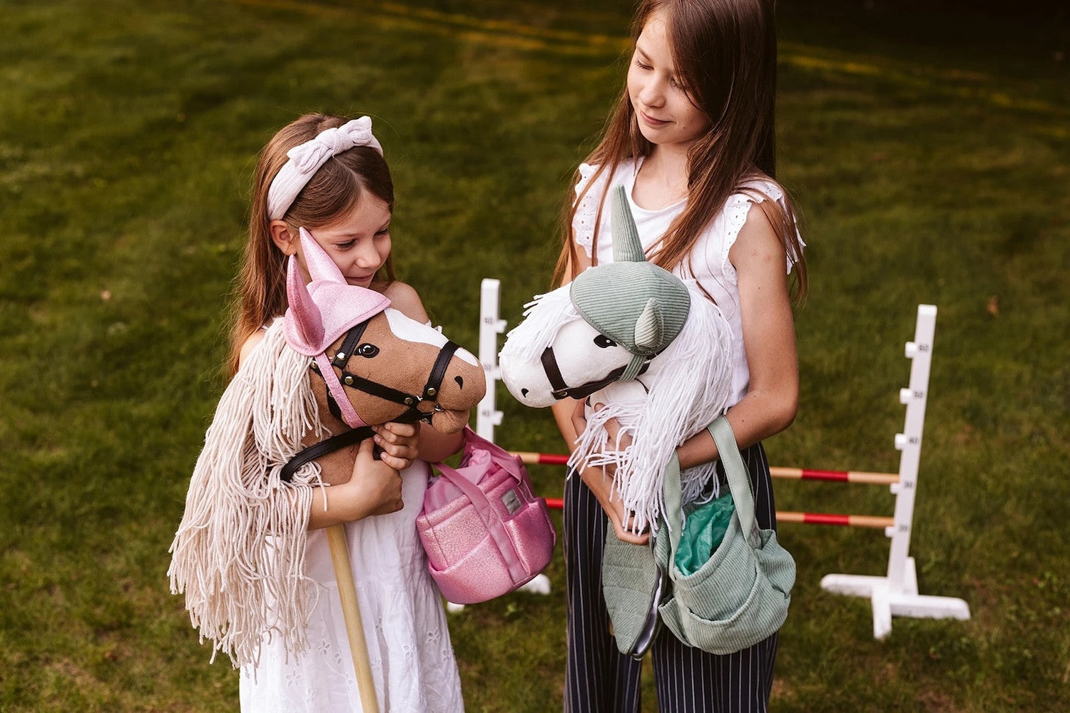 Saddle pad and bonnet green By Astrup