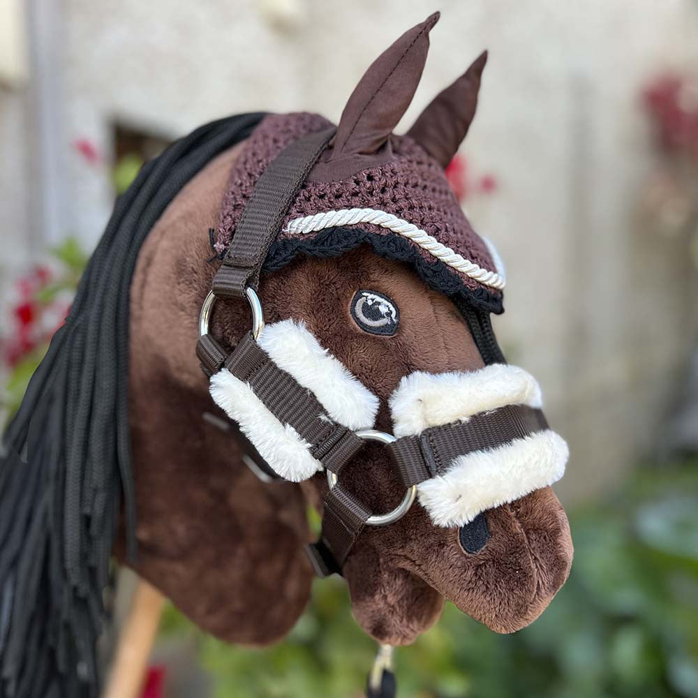 Pack Hobby Horse marron avec filet + licol + longe + bonnet Marron